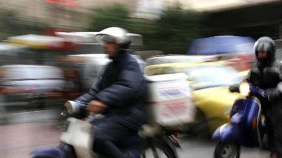 Θεσσαλονίκη: Ποινή φυλάκισης για τον ντελιβερά που αυνανιζόταν μπροστά σε πελάτισσα