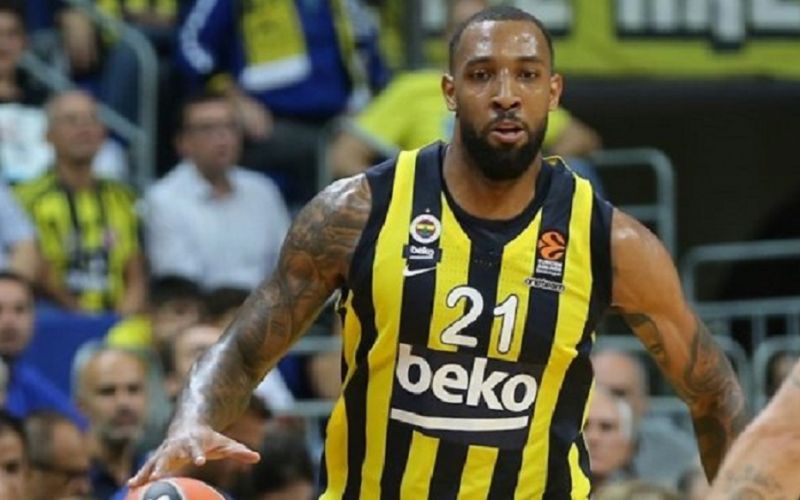 Euroleague: «Πέταξε» στην κορυφή του Top 10 ο Ουίλιαμς και «ερυθρόλευκο» χρώμα (vid)