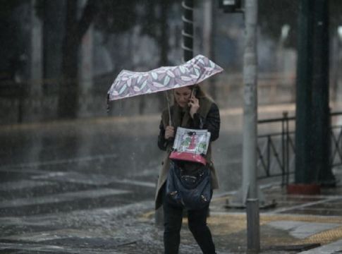 Καταιγίδες και χιόνια φέρνει η «Διδώ» – Ποιες περιοχές θα επηρεαστούν