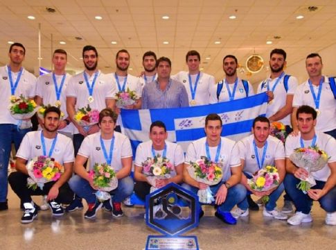 Παναχαϊκή ΓΕ: «Συγχαρητήρια στην Εθνική Νέων πόλο»