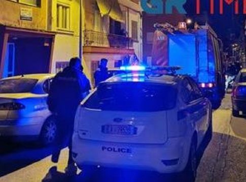 Θεσσαλονίκη: Συναγερμός για φωτιά σε σπίτι – Φόβοι για εμπρησμό