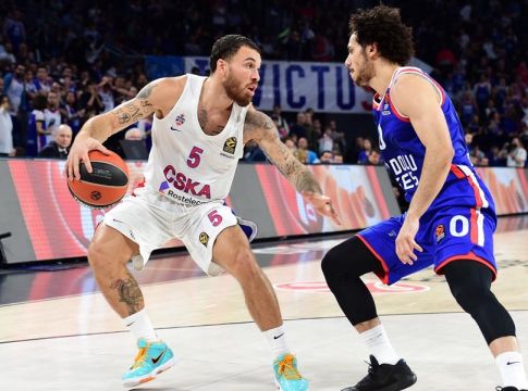 Αναντολού Εφές – ΤΣΣΚΑ Μόσχας 80-81