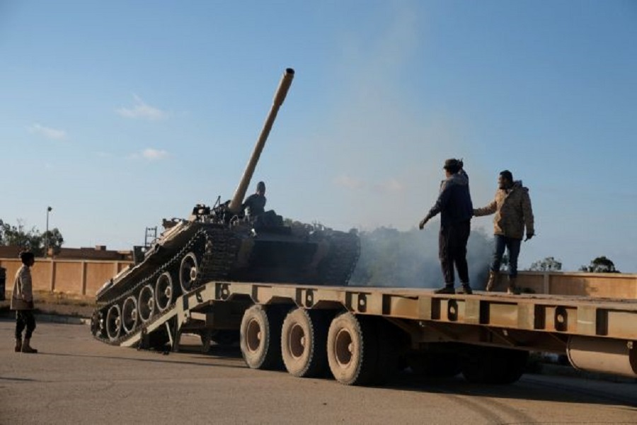 Πολεμικό κλίμα στη Λιβύη: 4 νεκροί από ρουκέτα – Έτοιμη να στείλει στρατεύματα η Τουρκία
