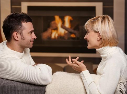 Τσακώνονται τα ευτυχισμένα ζευγάρια; Ναι. Αλλά πως;