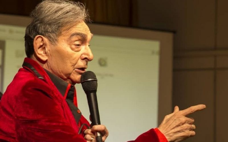 Τέρης Χρυσός : Δύσκολες ώρες για τον τραγουδιστή – Το σοβαρό πρόβλημα υγείας