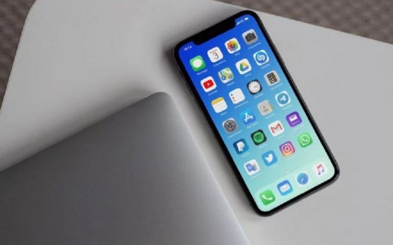 Έρχεται πάρα πολύ φθηνό iPhone