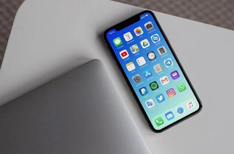 Έρχεται πάρα πολύ φθηνό iPhone