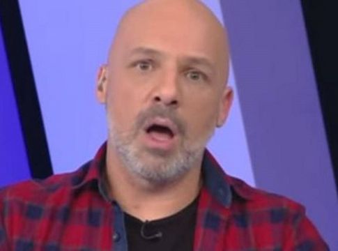Κόλαφος ο Νίκος Μουτσινάς για το Survivor – «Όπως μπορεί ο καθένας…» (vid)