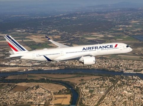 Σοκ! Πτώμα 10χρονου παιδιού βρέθηκε στο σύστημα προσγείωσης αεροπλάνου πασίγνωστης εταιρείας