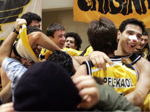 Η πιο… τρελή στιγμή του Ζήση με την ΑΕΚ (pic & vids)