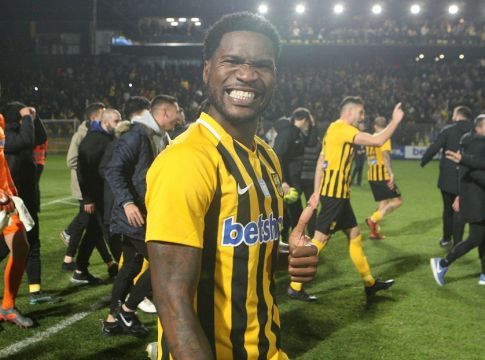 Άρης: Η υπόκλιση του Ιντέγε (pic)