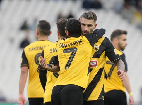 ΑΕΚ – Παναιτωλικός 3-1: Ποδαρικό με το δεξί η ΑΕΚ, σε… αποχή οι διαιτητές