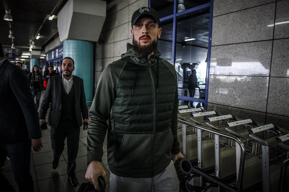 Παναθηναϊκός: Έφτασε στην Αθήνα ο Ράουτινς (pics)