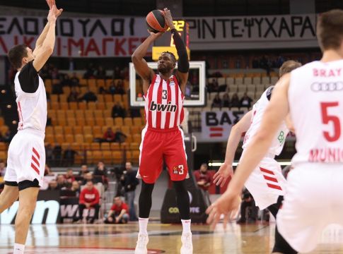 Τάπα ο Ρούμπιτ, τρίποντο στον αιφνιδιασμό ο Πολ (vid)
