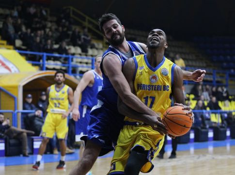Περιστέρι – Μόρναρ 72-67