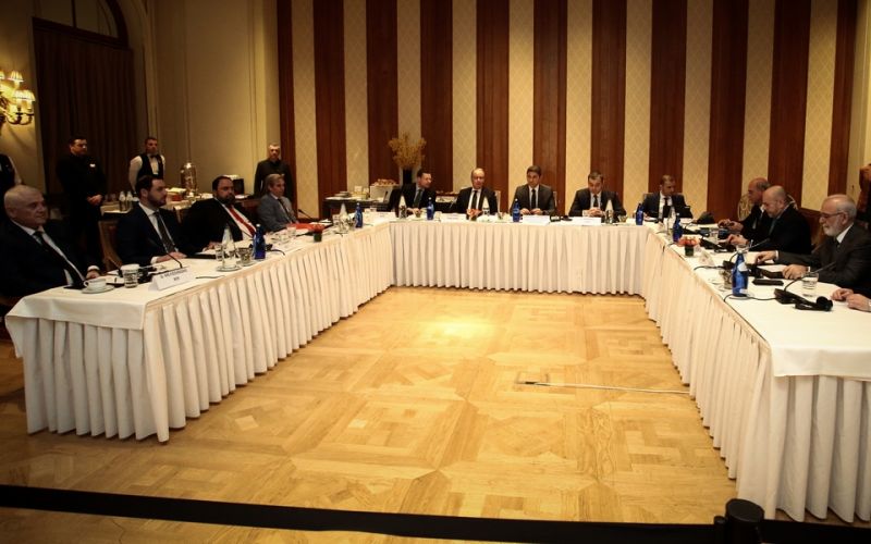 Ξεχωριστές συναντήσεις με Μαρινάκη, Αλαφούζο και Μελισσανίδη είχαν οι FIFA/UEFA
