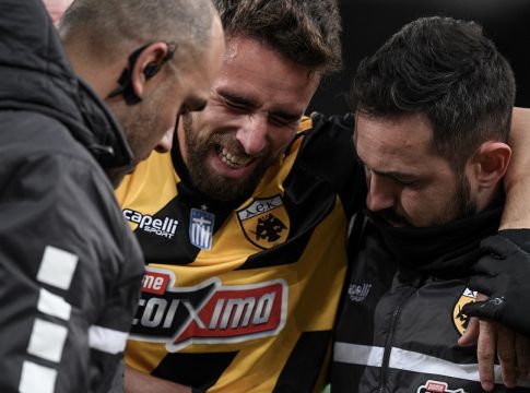 ΑΕΚ: Σοκαριστικός τραυματισμός για Παουλίνιο (vid)