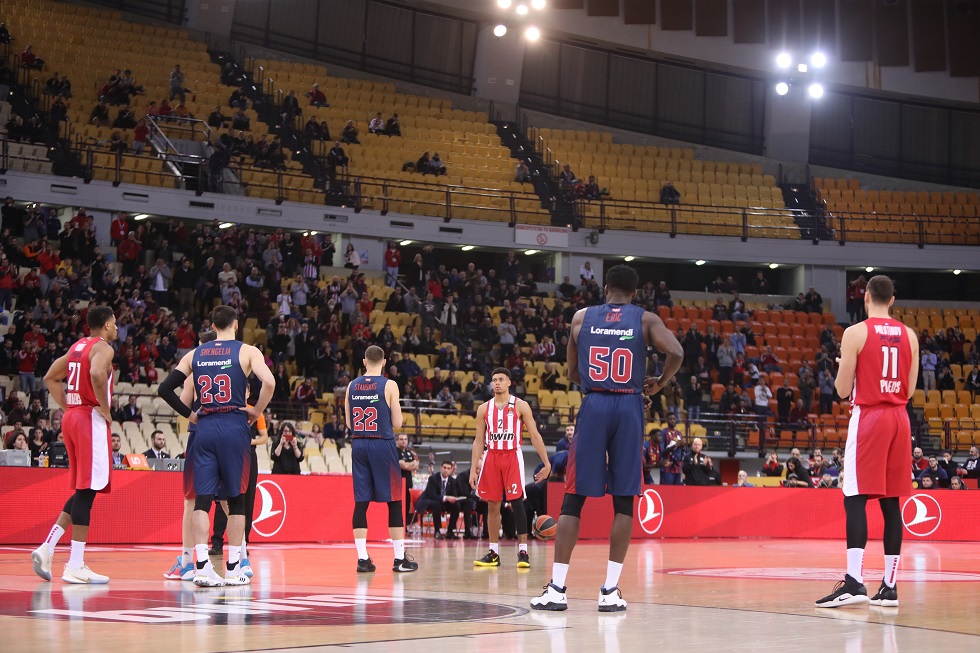 Τίμησαν την μνήμη του Κόμπε στο ΣΕΦ