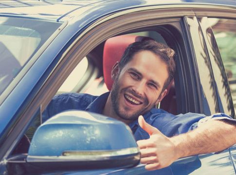 Αν έχεις τέτοιο αυτοκίνητο, αρέσεις στις γυναίκες