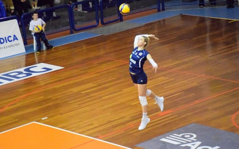 Νικολογιάννη: «Όλες έχουμε γίνει καλύτερες αθλήτριες με τον Τζιανγκρόσι»