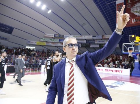 Ντε Ραφαέλε: «Έμπειρος ο Προμηθέας με Μάντζαρη, Μαυροκεφαλίδη, Μπαμπ και Λίποβι»