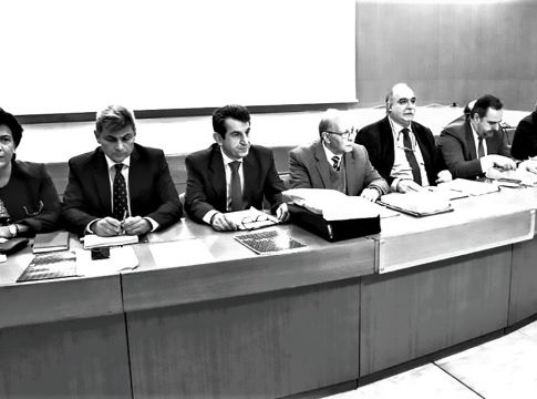 Ο ΠΑΟΚ συνεχίζει να απειλεί και να εκβιάζει: Εδωσε βορά στην αλητεία τα μέλη της ΕΕΑ