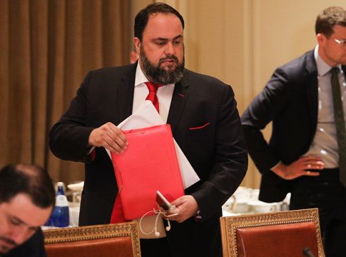 Ο Μαρινάκης «εκτέλεσε» την Εξυγίανση μπροστά σε UEFA/FIFA