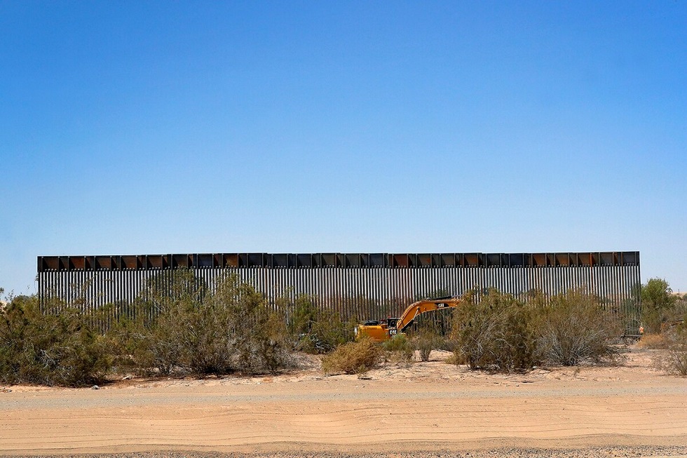 Νέο αίτημα στο Πεντάγωνο για την κατασκευή τείχους στα σύνορα με το Μεξικό