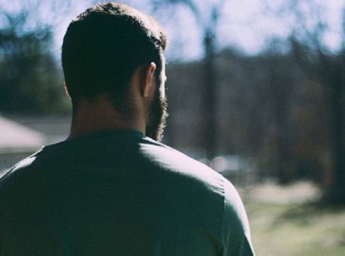 Ποιοι άντρες αντιστέκονται στο… απαγορευμένο