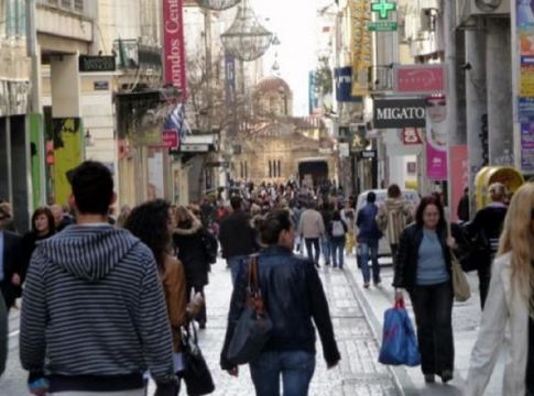 ΟΟΣΑ: Οι Έλληνες ζουν περισσότερο και… επικίνδυνα