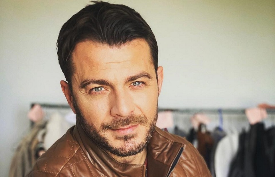 Γιώργος Αγγελόπουλος: Απόλαυσε τη Ντορέττα Παπαδημητρίου και τον Μάρκο Σεφερλή επί σκηνής