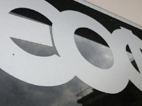 ΕΟΦ: Ανακαλείται τζελ, ανησυχία ότι συνδέεται με καρκίνο του δέρματος