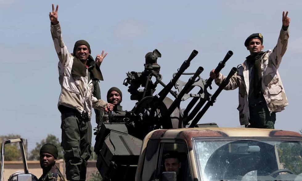 Στη Λιβύη 2.000 Σύροι μαχητές που στηρίζονται από την Τουρκία σύμφωνα με τον Guardian