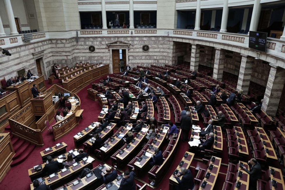 Στην ολομέλεια της Βουλής ο εκλογικός νόμος – Πότε ψηφίζεται