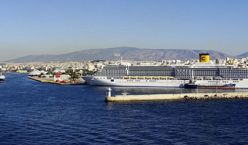 Κανονικό «χάος» στο λιμάνι του Πειραιά εξαιτίας του κοροναϊού!