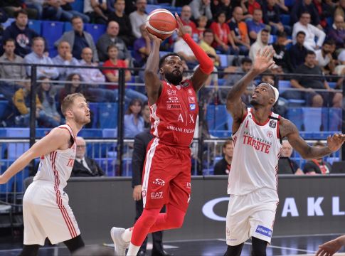 Αρμάνι: Στο Ισραήλ ο Μακ για την Χάποελ