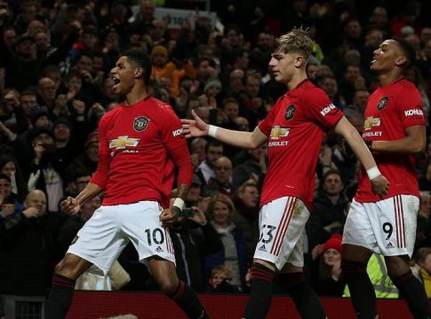 Εύκολες νίκες για Γιουνάιτεντ και Τσέλσι, γκέλα για Λέστερ(vids)