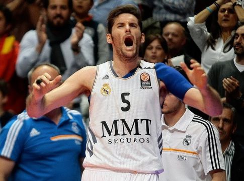 Μέχρι το 2022 στη Ρεάλ ο Ρούντι Φερνάντεθ (pic)