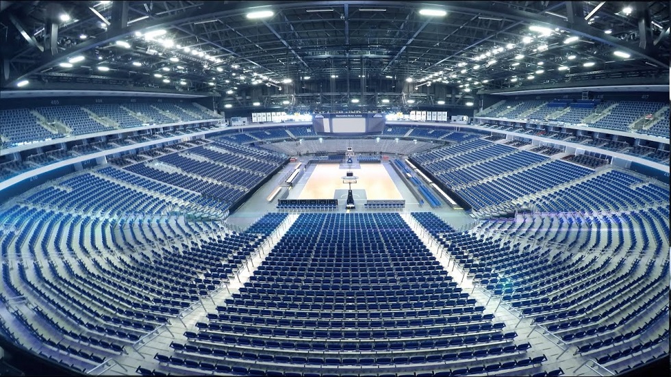 Άλμπα: Η ιστορική μεταμόρφωση της Mercedes-Benz Arena (vid)