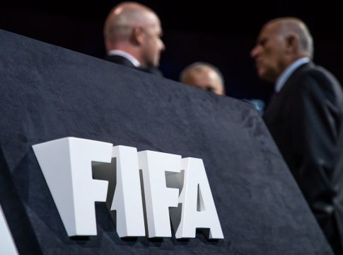 Η FIFA, οι Μάνατζερ και «ο νόμος της ζούγκλας»
