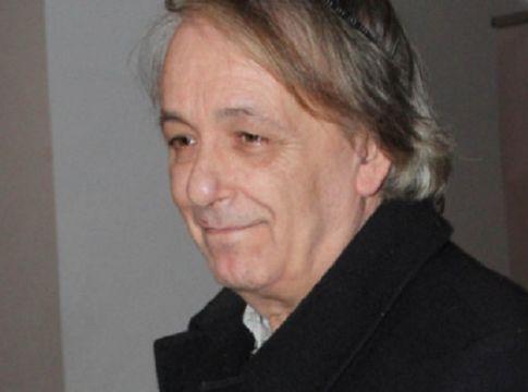 Στην εντατική διασωληνωμένος ο Ανδρέας Μικρούτσικος
