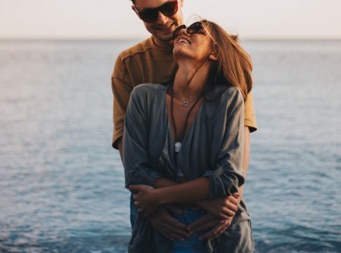 Είσαι έτοιμη να ερωτευτείς; Αυτές είναι οι 3 αδιαπραγμάτευτες αλήθειες που πρέπει να γνωρίζεις