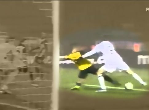 Η «μονταζιέρα» του PAOK TV έκοψε το φάουλ του Σφιντέρσκι και το πέναλτι από τα highlights (Vid)