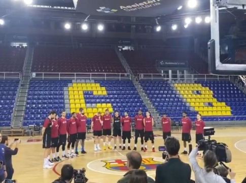 Κόμπε Μπράιαντ: Ενός λεπτού σιγή στην προπόνηση της Μπαρτσελόνα (vid)
