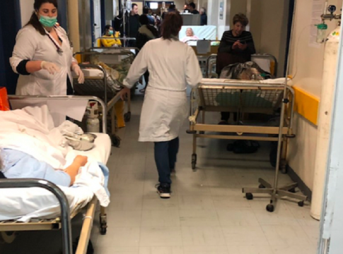 ΣΥΡΙΖΑ: Η κυβέρνηση σχεδιάζει επιθετική ιδιωτικοποίηση των νοσοκομείων