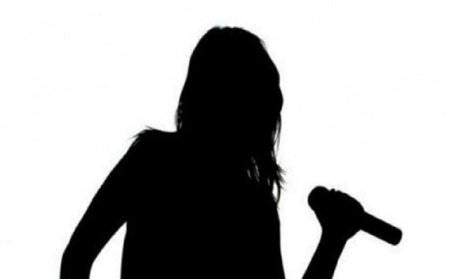 Χαμός στα κοσμικά σαλόνια της Αθήνας! Γνωστή τραγουδίστρια διαγνώστηκε με HIV – Οι… «δουλίτσες» σε Μύκονο και Ντουμπάϊ που την… «έκαψαν»!