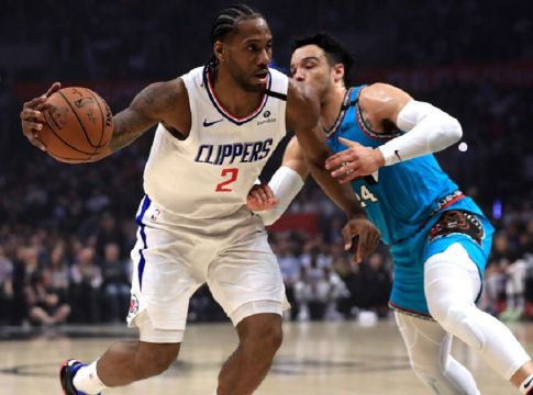 Εύκολα Κλίπερς και Σίξερς, «σόκαραν» τους Χιτ οι Καβαλίερς (vids)