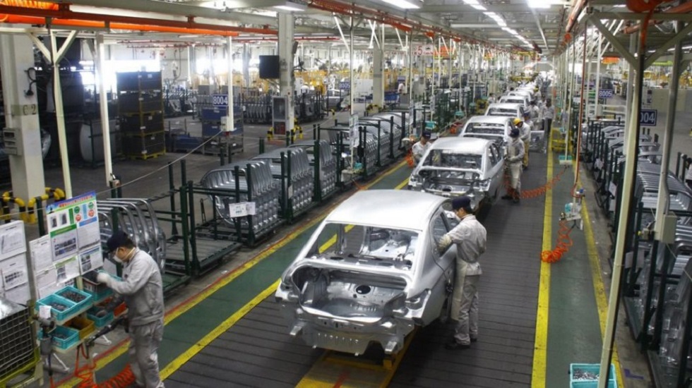 Πλήγμα στην παραγωγή αυτοκινήτων στην Κίνα