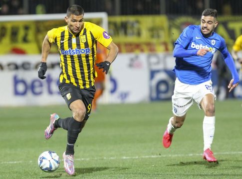 LIVE: Άρης – Ατρόμητος 0-0 (Tελικό)