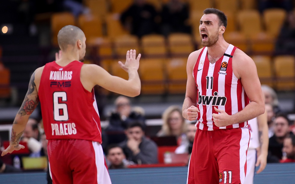 21-4 επιμέρους σκορ στην τρίτη περίοδο ο Ολυμπιακός!